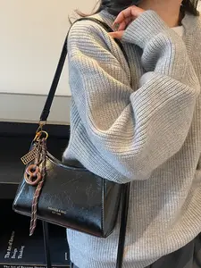 Fashion Simple Women's, Vintage Versatile Shoulder Bag, Crossbody Shoulder Bags, Autumn Winter Solid Color Underarm Bag, Commuter Bag, Daily Commuting Bags