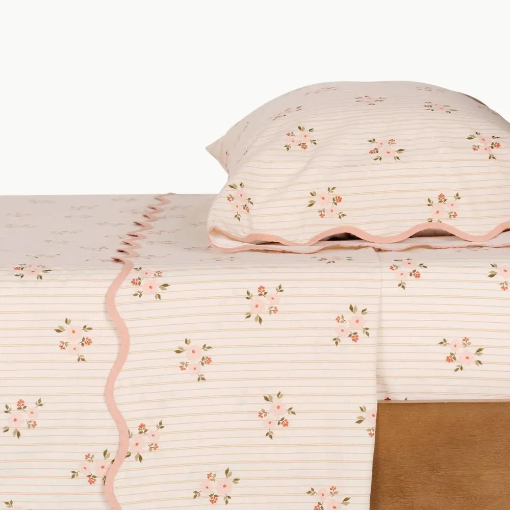 Gathre Briar Floral Sheet Set Gathre Briar Floral Sheet Set