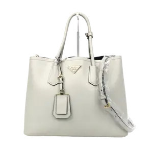Pre-owned PRADA Leather Shoulder Bags 13.78'' R3209 Shoulder Bag C1361376097 0611 T3 Mia