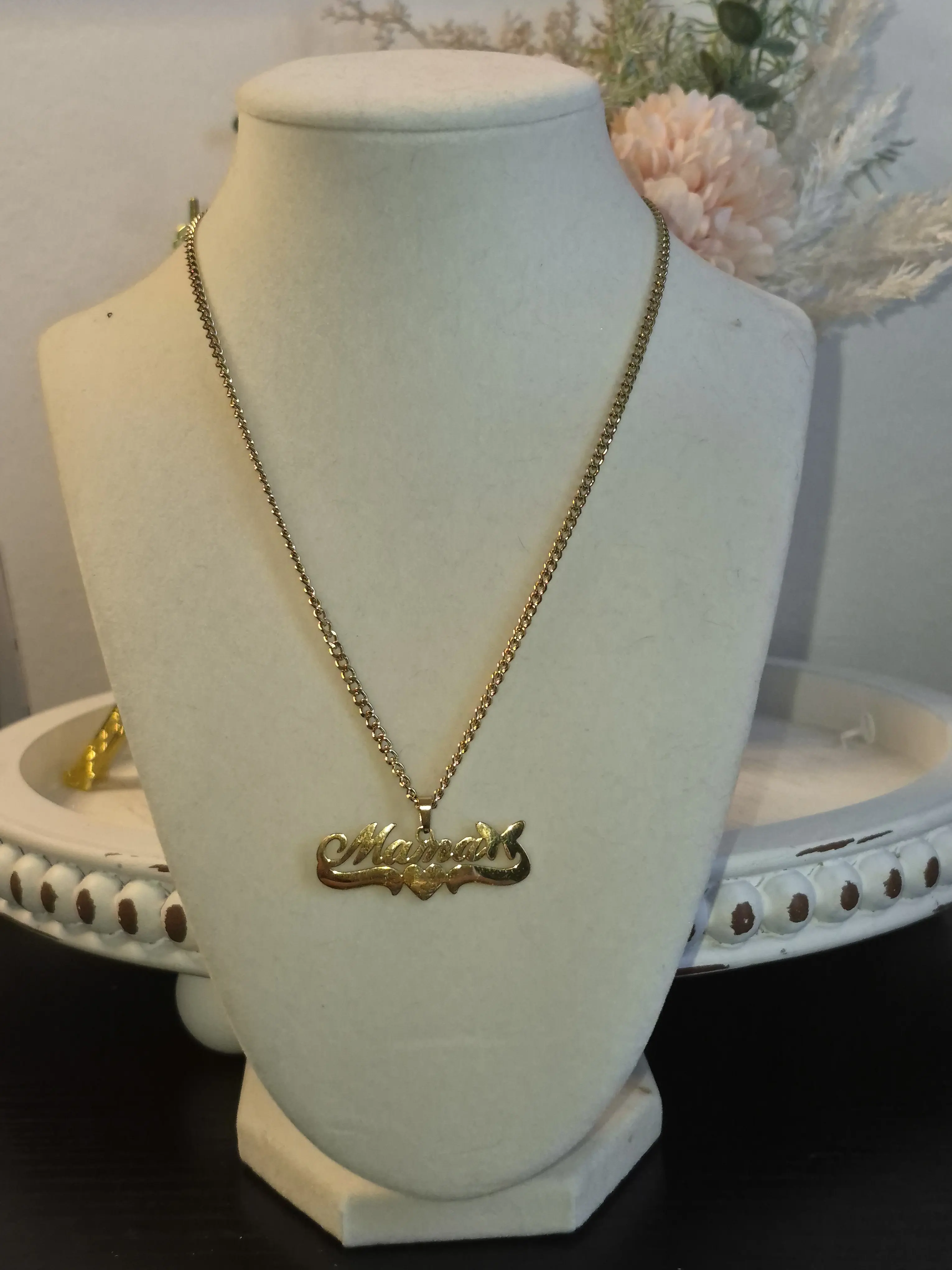 Elegant Xuping Stainless Steel “Mama” Necklace