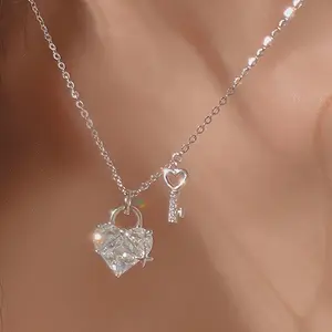 1pc Lock Key Heart Zirconia Pendant Necklace Silvery Plated Necklace Jewelry Female Birthday Party Additions Gift for Friend Girlfriend