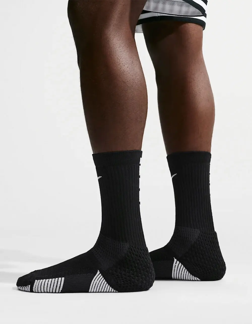 NIKE  Mens Elite 2.0 Cushioned Crew Socks