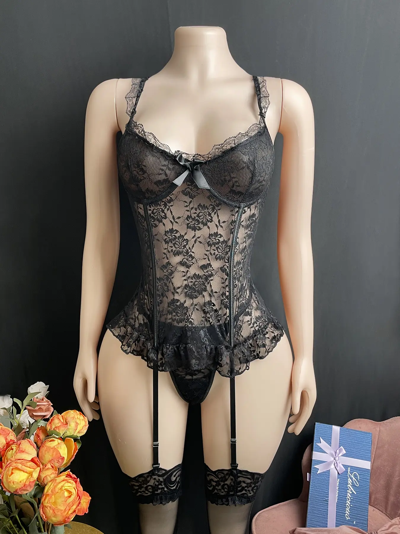 Underwear Set (4-piece set, with steel rim, thong, paired with a pair of stockings) Sexy Underwear Temptation Lace thong with steel rim Sexy Underwear Set panty outfit Floral Lace Bow Front Lingerie Set lingerie  business adult Womenswear Bridal
