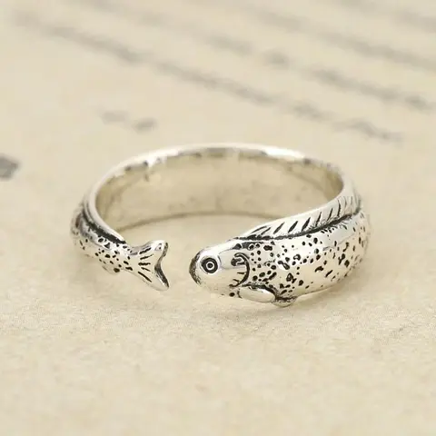 Vintage Fish Open Ring, Adjustable Design, Unisex Jewelry, Versatile Everyday Jewelry, Perfect for Parties & Daily Wear, Simple and Stylish Jewelry as a Gift, Beautiful