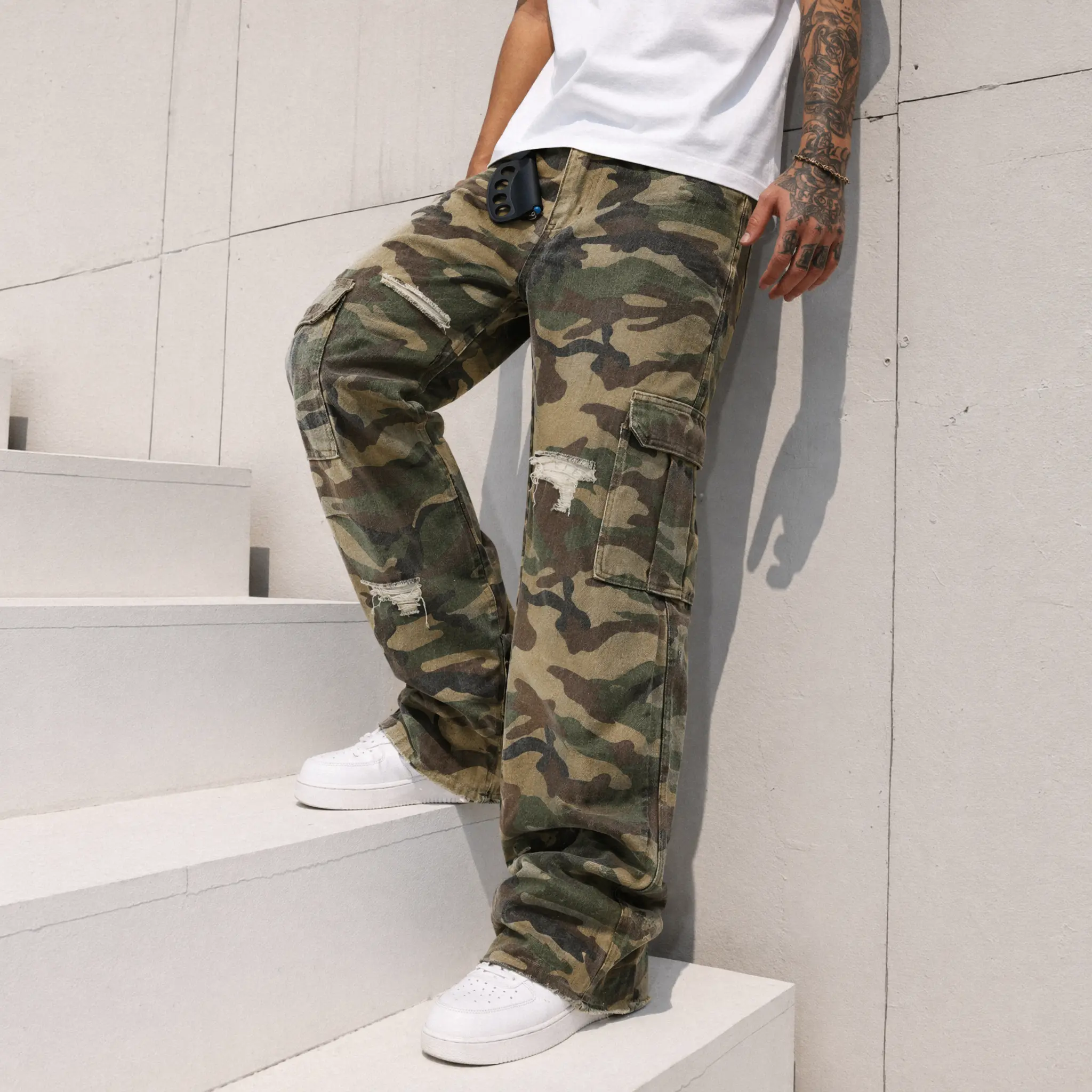 Men's Vintage Camouflage Cargo Denim Jeans - Regular Loose Straight Leg, Distressed Multi-Pocket Utility Military Style, Comfortable Y2K Streetwear for Halloween, Christmas, Thanksgiving, Easter