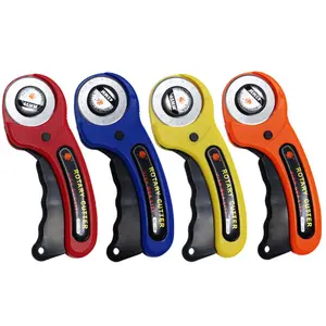 Patchwork Rolling Knife, 45mm Leather Cutting Blade with Replacement Blades, Rubber Ring Cutting Blade Handle Roller