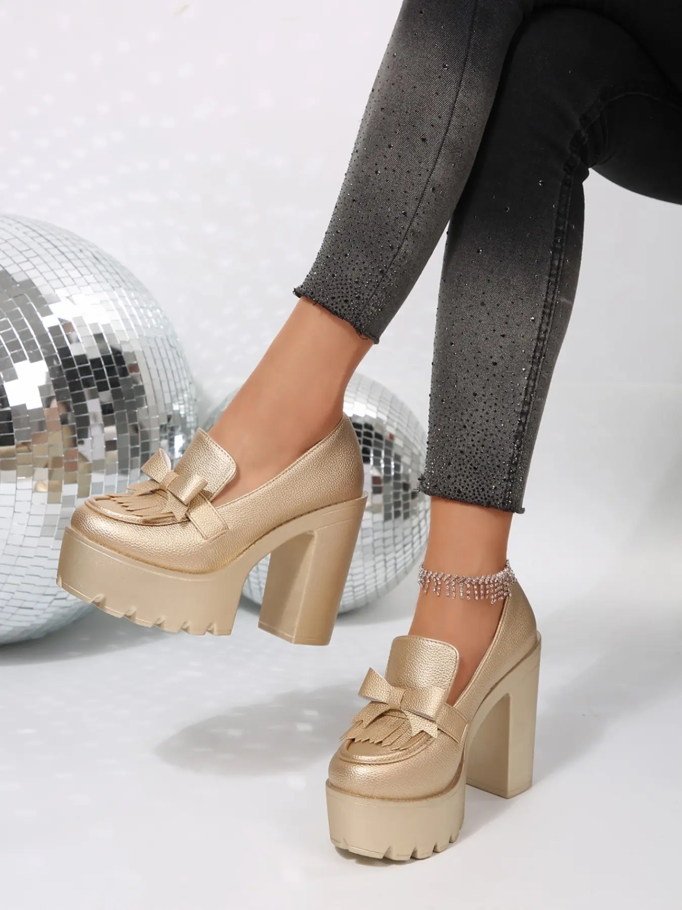 Bow Fringe Chunky Heel Loafers, Slip-On Women's Shoes, Vintage Bow with Tassel Details, Elegant All Season Footwear