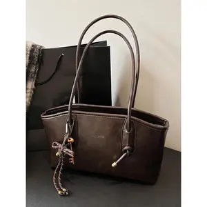 25 Fall and Winter Women's Solid Color Shoulder Crossbody Bag for Daily Use and Commuting Elegant Fashionable Large Capacity Casual Versatile High Quality