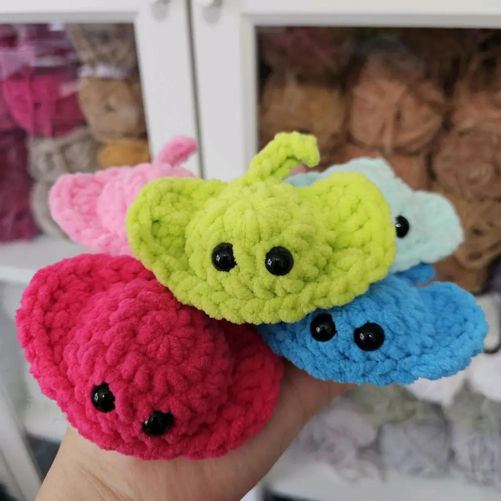 Handmade Crochet Stingray Stuffed Toy - Playful Design Soft Huggable Amigurumi Collectibles, Ideal Gift for Kids