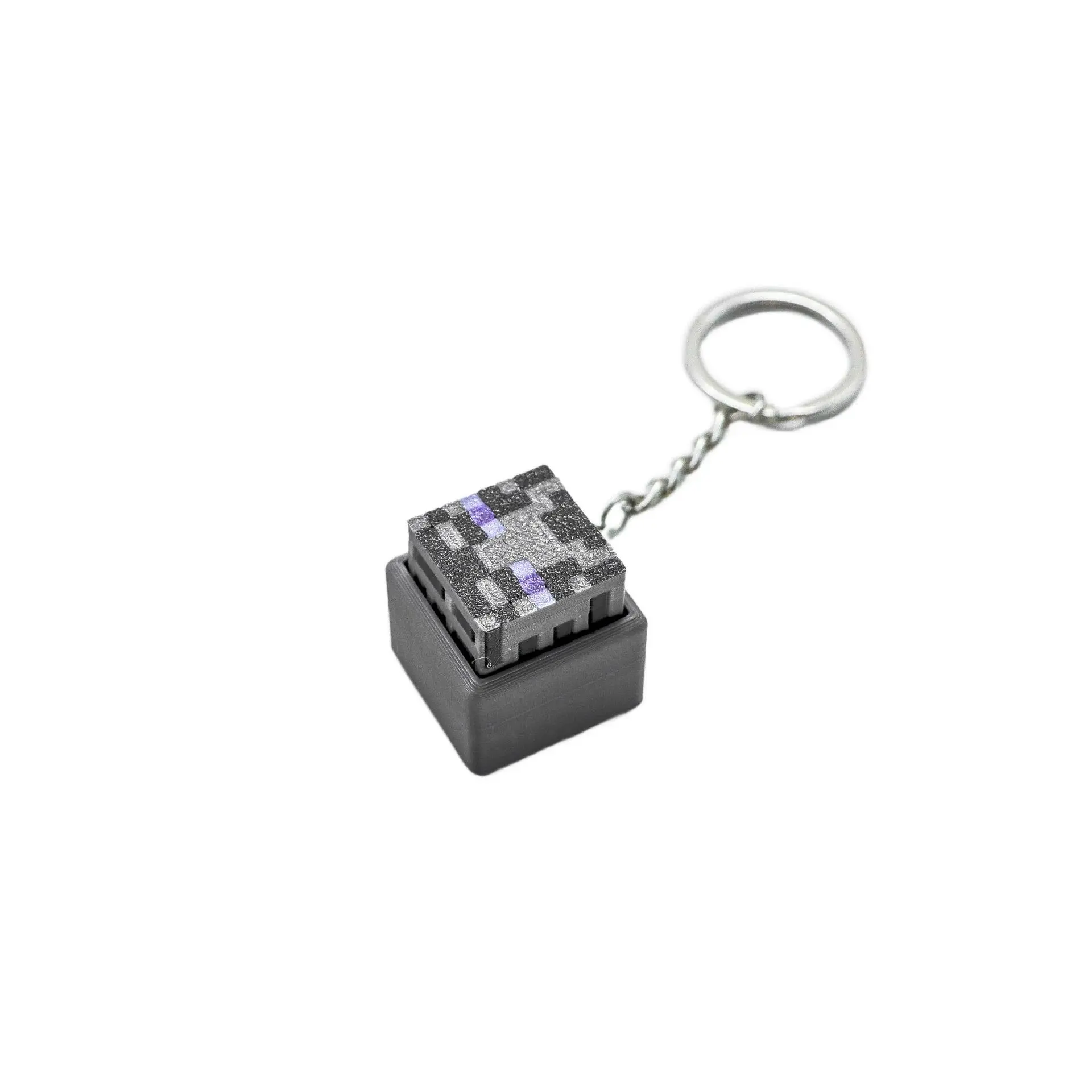 Black plaid [keychain + button]