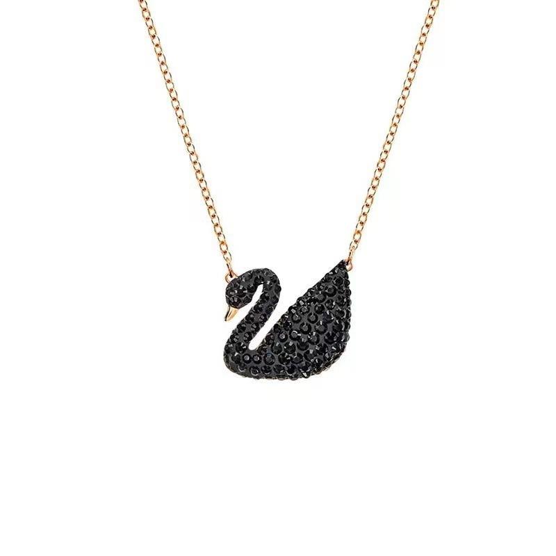 Elegant Swan Necklace with Sparkling Beating Heart Crystal, Luxury Fashion Clavicle Necklace for Women