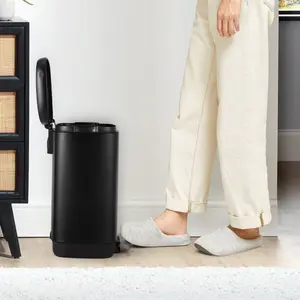 Step-On Stainless Steel Trash Can 12L/3.2 Gal - Soft Close Lid - Removable Inner Bucket - Fingerprint Resistant - Ideal for Kitchen, Bathroom, Office