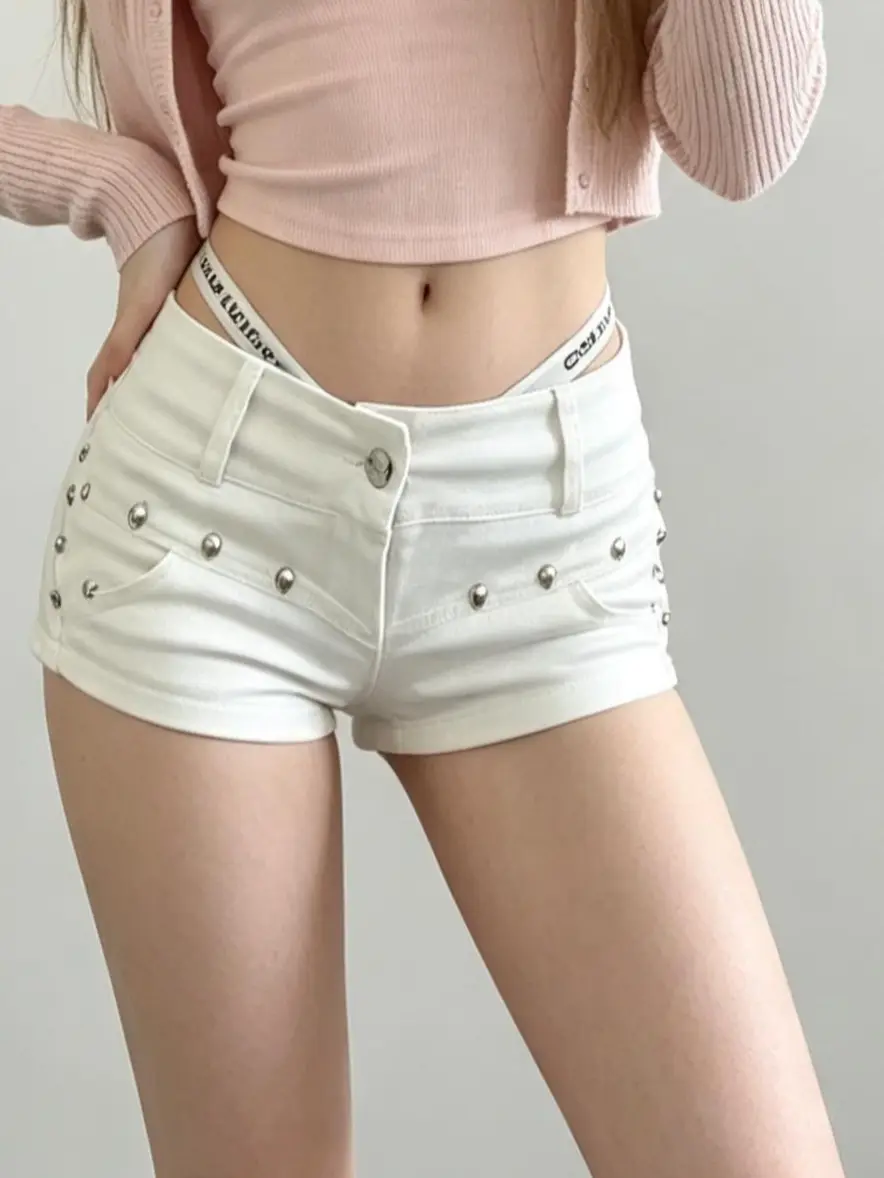 AgeRose Women's Denim Super Shorts - 2026 Summer Low-Waist A-Line Hip-Wrapped Fit, Trendy American Sweet Cool Streetwear Style, Essential Slim Casual Bottoms with Denim Fabric (Multi-Color), Crop Fashion Womenswear
