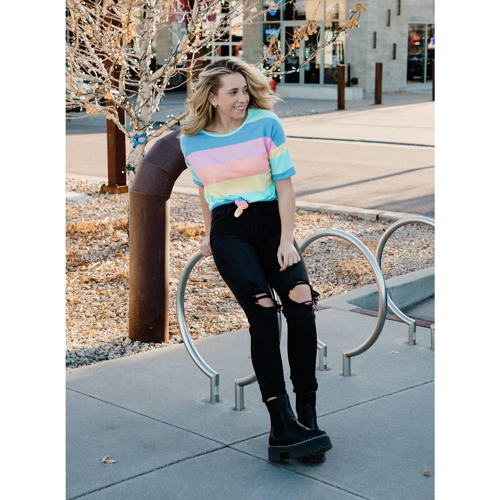 TOBI MOM JEANS // BLACK