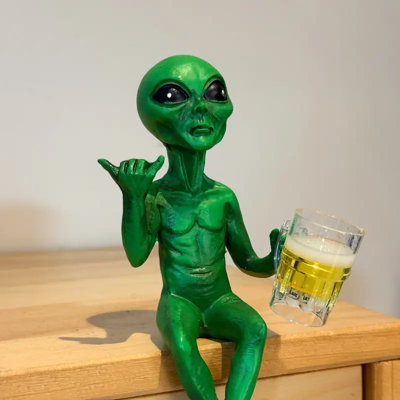 Green Alien Collectible Resin Ornament - Unisex Quirky Desk Buddy, Decorative Room Decor, Quirky Gifts & Unique Cool Gifts for Collectors, Cheeky Sci-Fi Beer Humor Home Supply