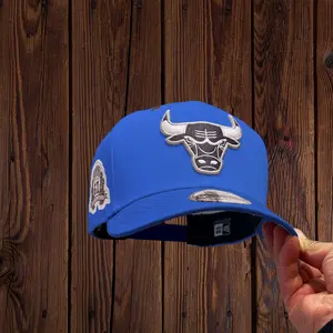 Chicago Bulls Heritage Snapback Cap – Adjustable New Era Basketball Hat with Detailed Bull Logo Embroidery, Side Patch Accent, Unisex Urban Streetwear Fashion, Casual Sports Headwear, Premium Everyday Style USA 2026