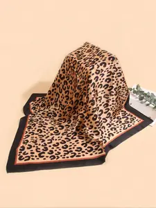 Leopard Print Scarf for Women, Faux Silk Square Bandana, Stylish Headwrap & Hair Accessory, Fashion Hair Scarves, Perfect for Daily Wear & Gifts