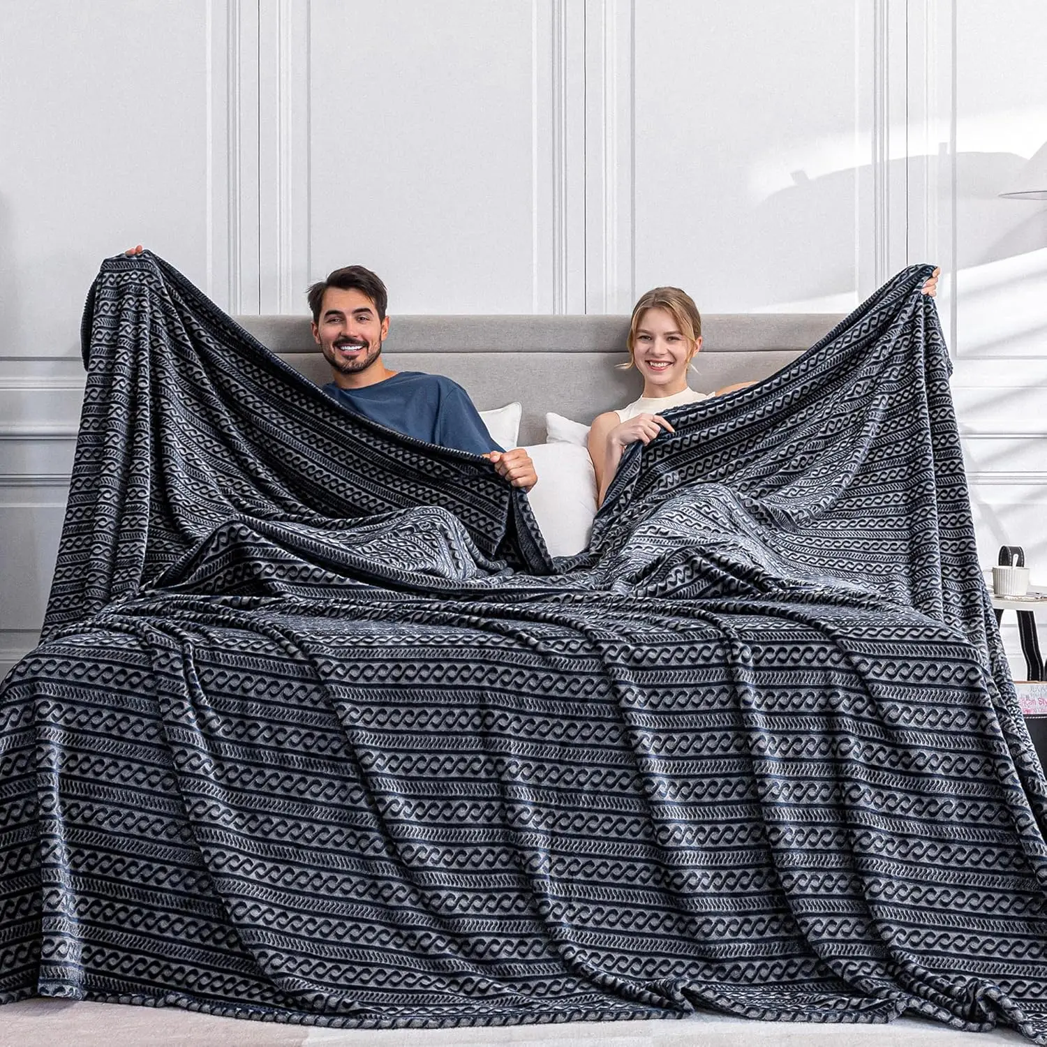 Soft Cozy 120x120 Inches Seamless Oversized King Fleece Blanket, 3D Jacquard Decorative Giant 10'x10' California King Blanket Extra Large for Bed, Sofa, Couch, Travel, Dark Grey Chain