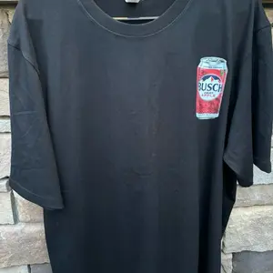 BApple tee shirt