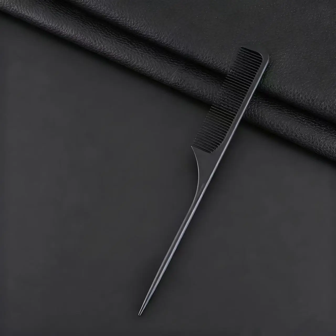 Rat Tail Comb Parting Combs for Women, Fine Tooth Parting Tip Carbon Fiber Root Teasing Anti Static Hair Comb for Styling (Black)Special braids for makeup artist pan hair