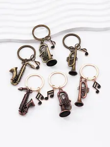 Creative Vintage Saxophone Keychain, Alloy Material Cartoon Instrument Charm, Trendy Bag Pendant, Memorial Gift for Friends and Family