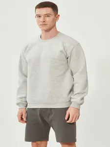 VarietyAthletics Men's Warm Fleece Sweatshirt Pullover with Loose Fit Crewneck Classic Menswear Embroidered Hem