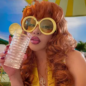 Oversized Round Retro Glasses: Women's Personalized Casual Eyewear. Versatile for Daily Wear, Street Photography, Travel, Parties—Great Holiday/Birthday/Girlfriend Gift!