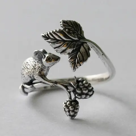Vintage Unique Cute Squirrel Pine Trees Open-style Ring Elegant Ring Daily Vacation Gift From A Best Friend  Party Dainty Stacking Rings, Elegant Casual Ring Stackable Finger Rings Animal Theme Ring Beautiful Rings