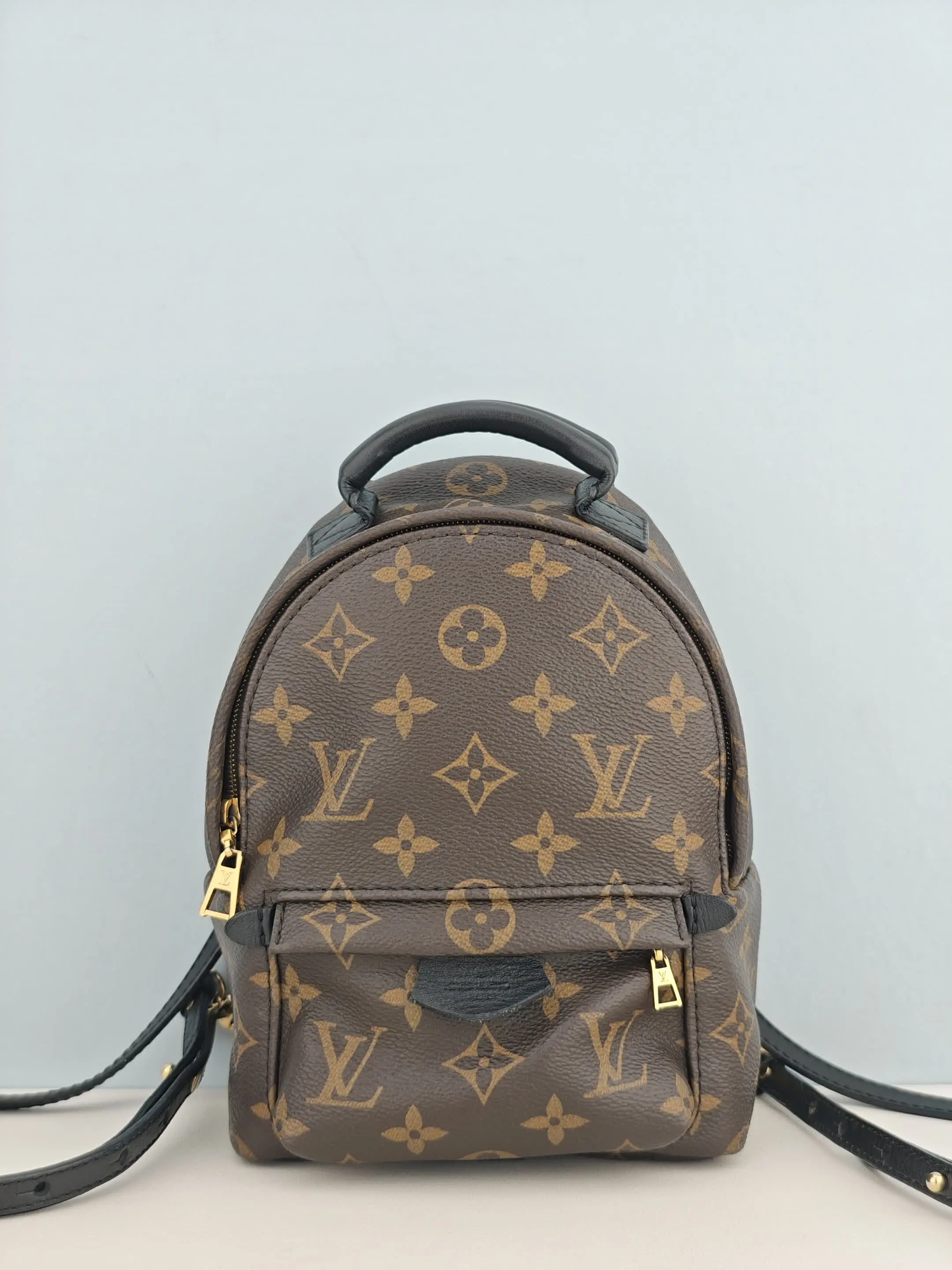 louis vuitton backpack wearing Sprayground louis vuitton