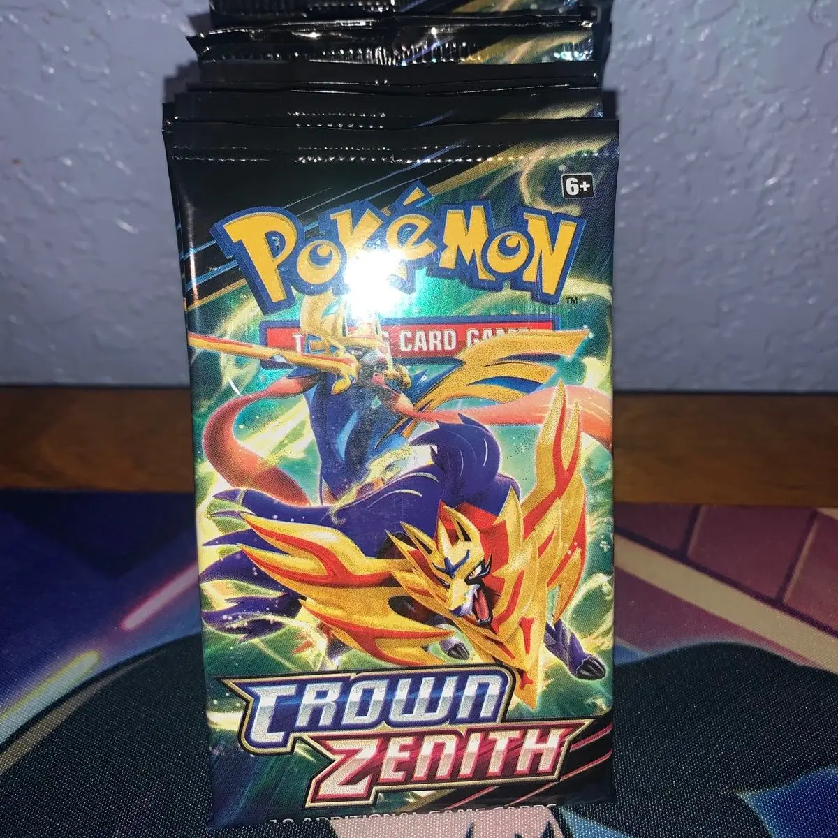 pokemon cards xy evolutions booster box Crown Zenith Booster pack (Eng) – Pokédex main image 0