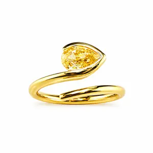 1.02ct 14K Yellow Gold Pear Diamond Loop Solitaire Ring (IGI Certified)