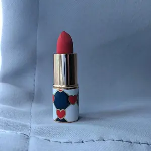 New mini lipstick for women