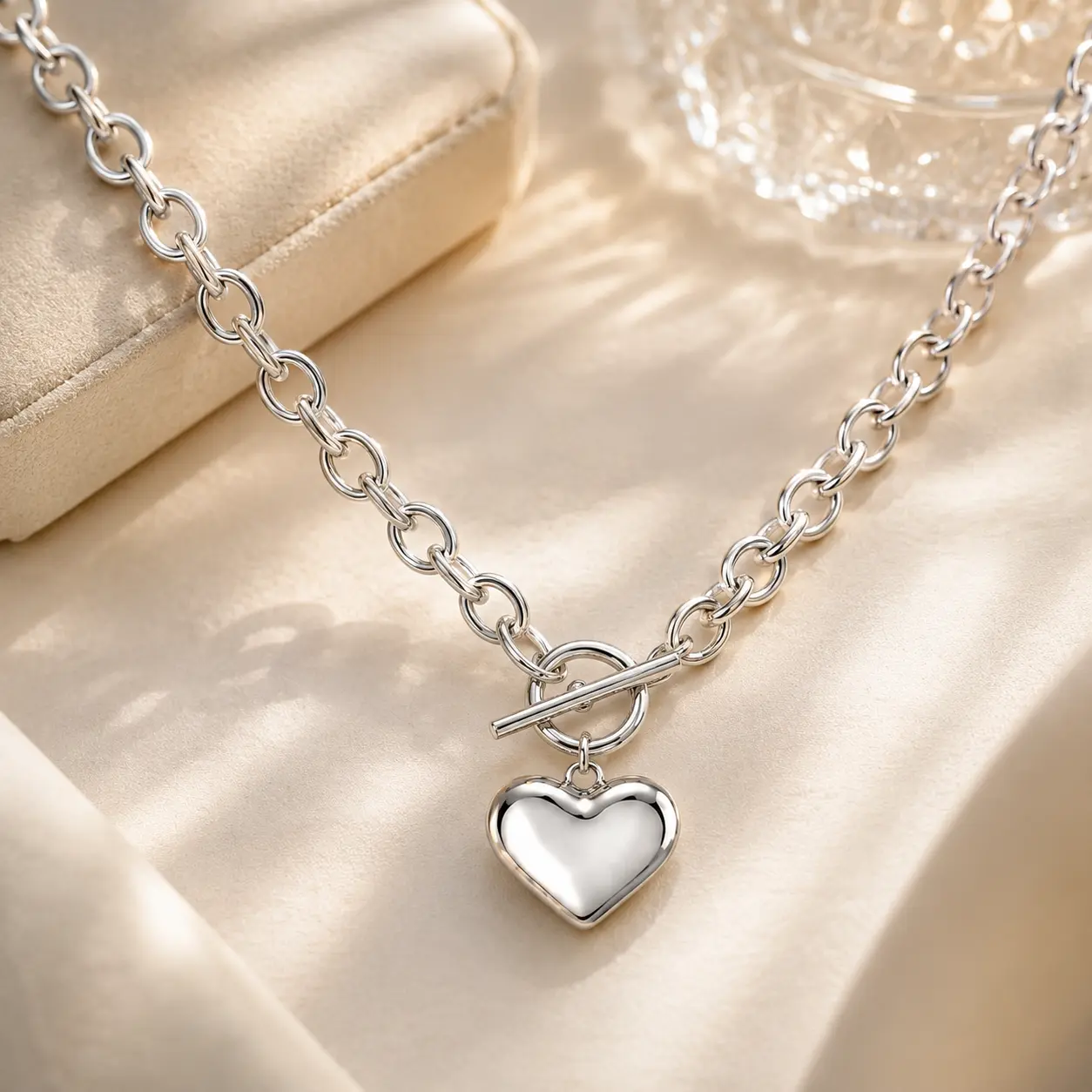 Minimalist Love Heart OT Toggle Necklace, Thick Cable Chain Heart Pendant Necklace, Gold & Silver Tone Alloy Fashion Necklaces for Daily Party Wear