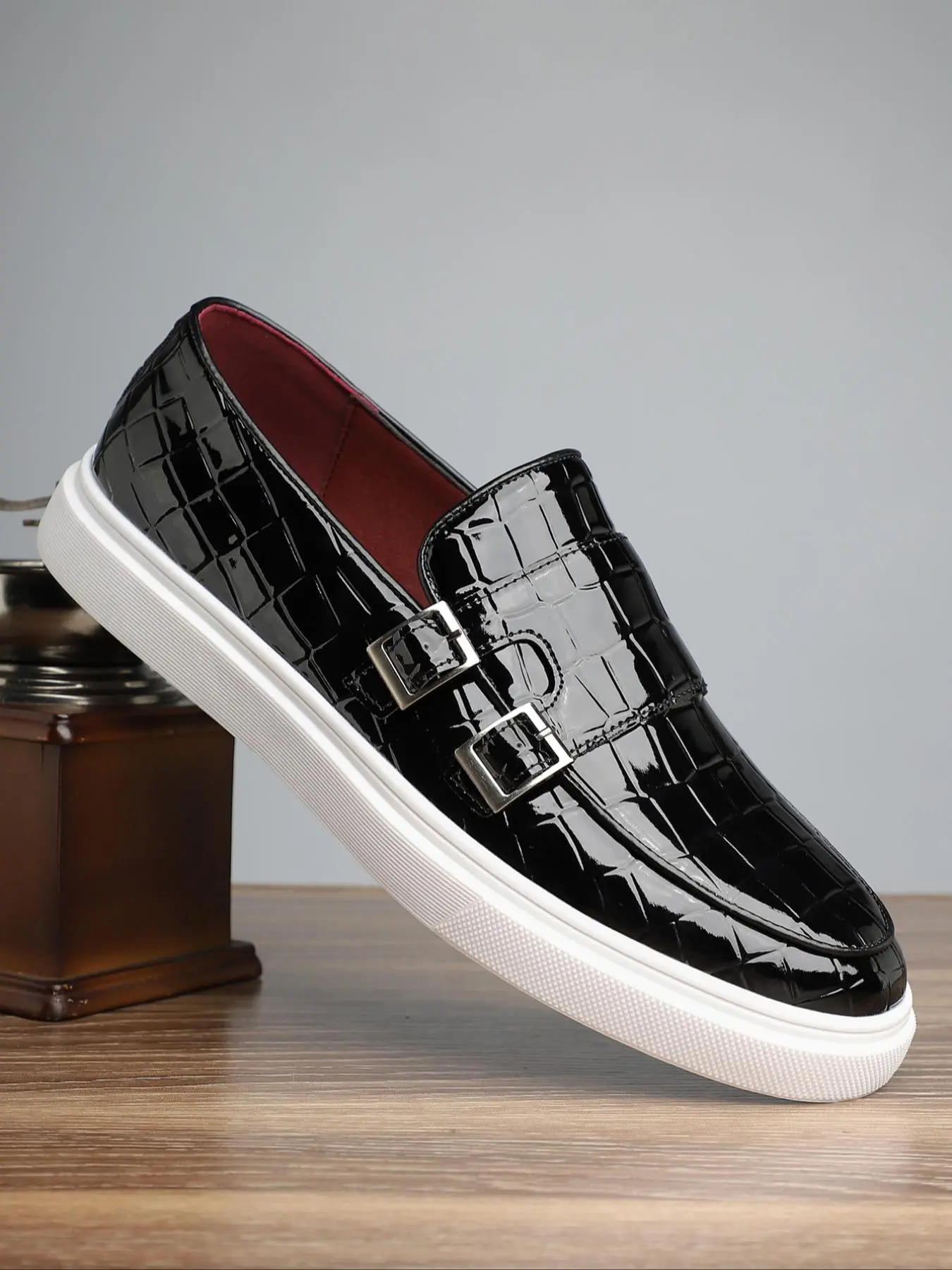 Men's Fashionable Crocodile Embossed Buckle Decor Design Loafers, Casual Comfortable Breathable Flat Shoes for Daily Wear, Business Style Simple Round Toe Walking Shoes