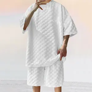 Men's spring and summer drawstring shorts set, a casual summer outfit, including a short-sleeved shirt and shorts, suitable for everyday wear and sports activities.  A two-piece set for a relaxed and active lifestyle.