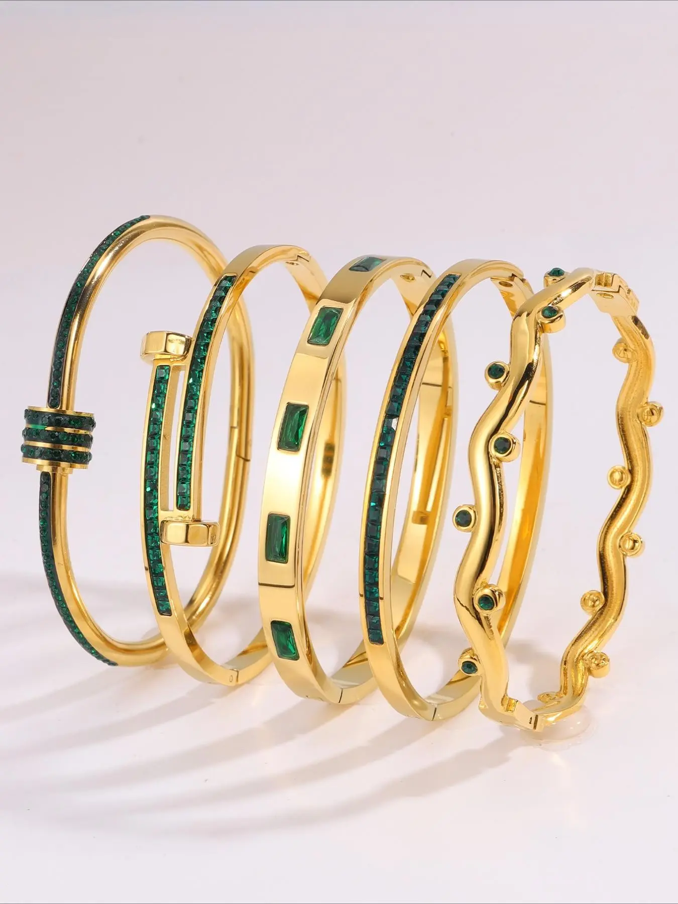 5 piece Cast versatile style bracelet set for weddings, banquets, and proms, colorful and fashionable, Trendy Jewelry, daily wear, and a variety of styles to mix and match, Bracelets Stack, Elegant Jewelry Bracelet