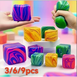 Flow texture cube extrusion toys, sensory toys, rotating kneading cubes, soft to the touch, can exercise hand strength, durable TPR material, soothing fingertip gyro, soft texture, swing design party gifts, suitable for boys and girls.