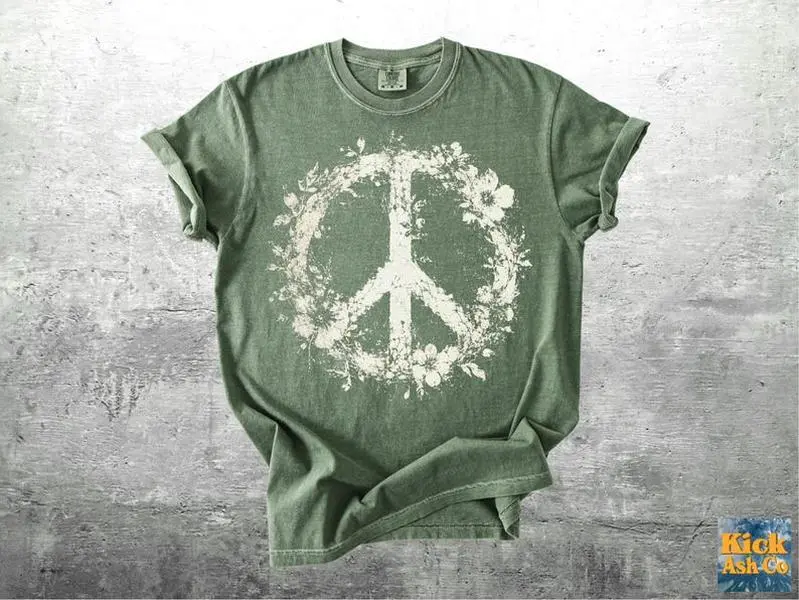 Comfort Colors Boho Floral Peace T-Shirt, Retro Vintage Style, Oversize, Womens, Unisex T-shirt