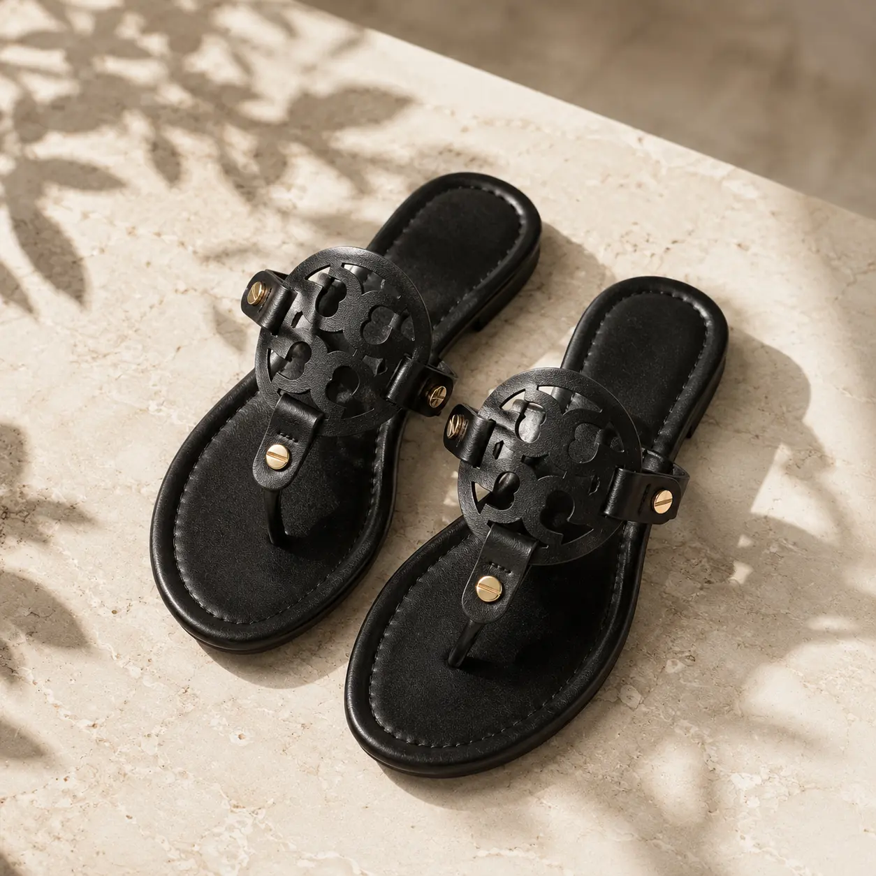 Women’s Flat Flip Flop Sandals - Large Size Summer Beach Slippers for Casual Leisure Wear