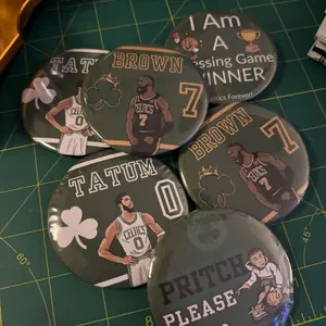 VEVOR Button Maker Machine,  75 mm (3 inch) Badge Punch Press Kit, Children DIY Gifts Pin Maker, Button Making Supplies with 500pcs Button Parts & Circle Cutter & Magic Book