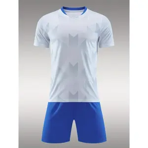 2-piece Set for Football Training Competition: Breathable Men's Football Suit, Geometric Pattern Crew Neck Jersey & Solid Shorts