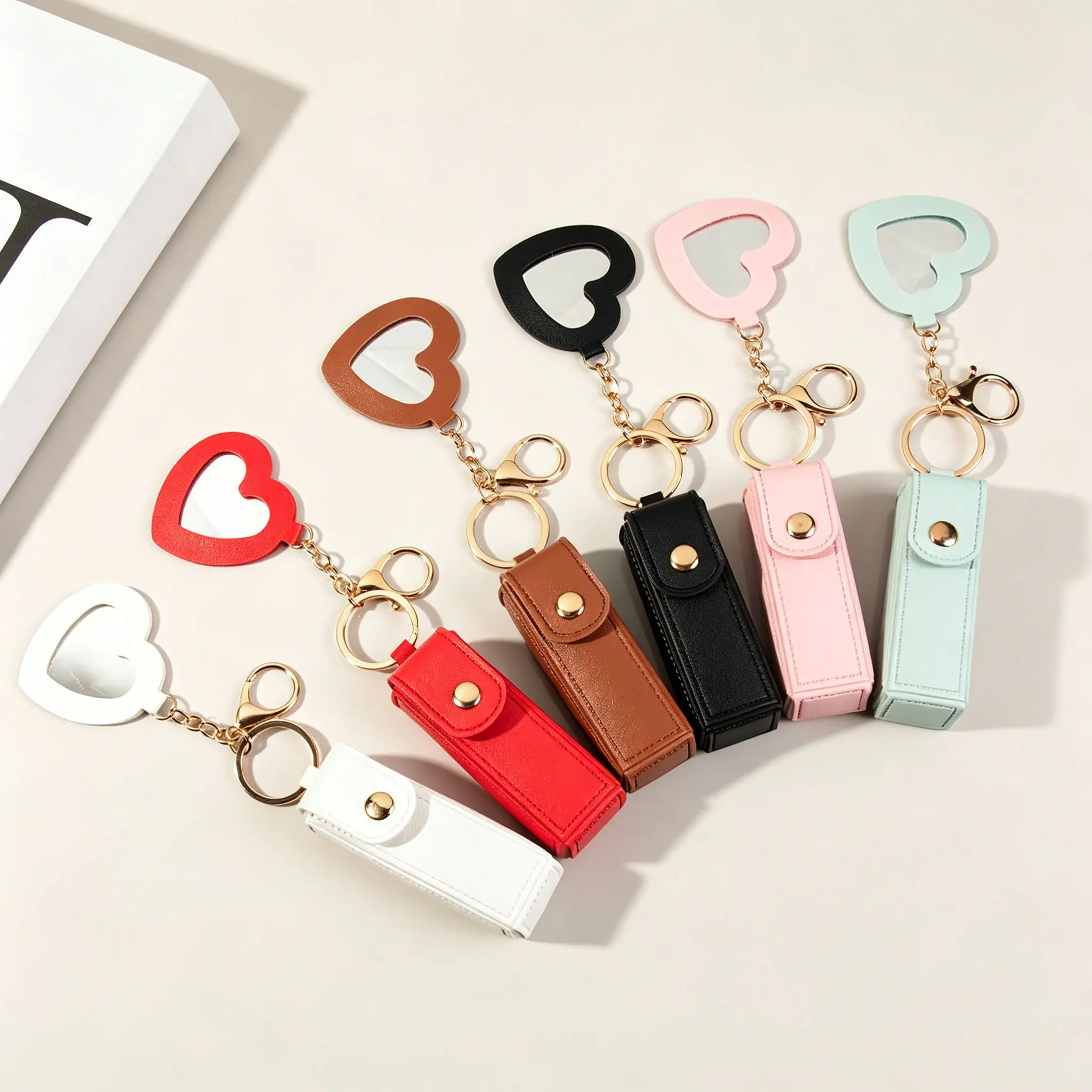 Cute Small PU Lipstick Holder Keychain with Heart Mirror, Vintage Lip Gloss Pouch Bag Charm for Girls