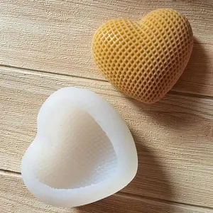 Silicone Heart Shaped Candle Mold, 1 Count DIY Handmade Soap Mold, Aromatherapy Decoration Mold, DIY Candle Making Tool, Molding
