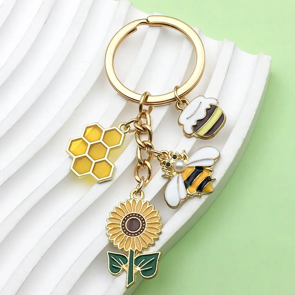 Pearl Beehive Sunflower Pendant Keychain, Bag Charm Accessory, Elegant Jewelry Gift, Perfect for Women & Girls