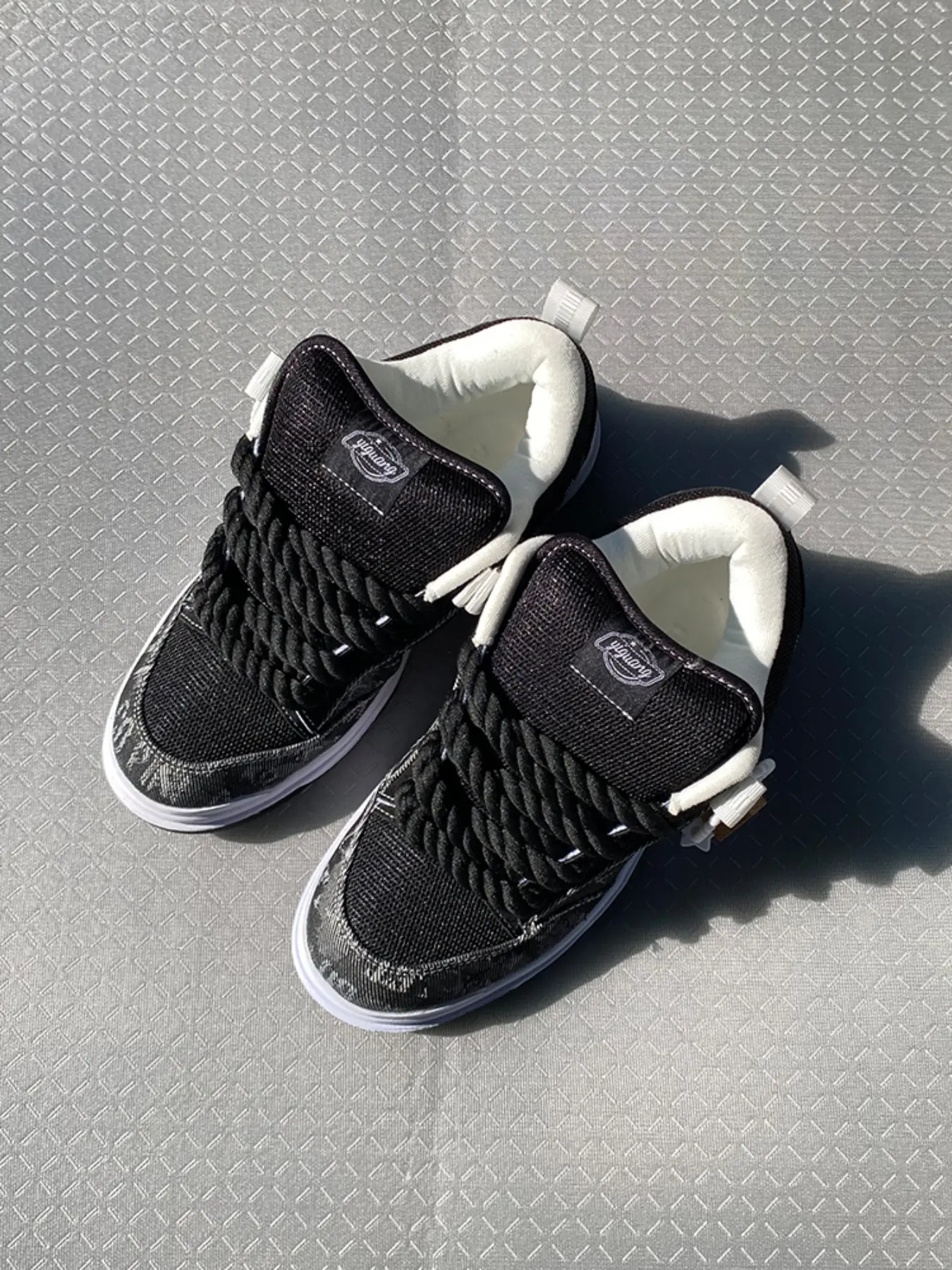 New Low-Top Sneakers Trendy Men's Fashion Sporty Low Top Casual Athletic Trainer Canvas Footwear Sneakers, Versatile Skateboard Shoes for All Seasons, Unisex Big Size Sports Shoes, Minimalist Casual Shoes, Street Low Sneakers, Low Top Trainers