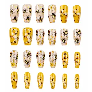 24Pcs Bee Floral Press on Nail Sets Yellow Nude Medium Square False Nails Glossy Bee Flower Design Fake Nails For Women Daily Wear Spring Summer Reusable Stick On Nails