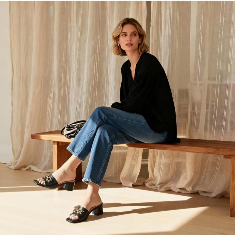 Women's Raffia Heeled Sandals Square Open Toe Slip On Mules Chunky Block Heels with Metal Chain for Summer Vacation