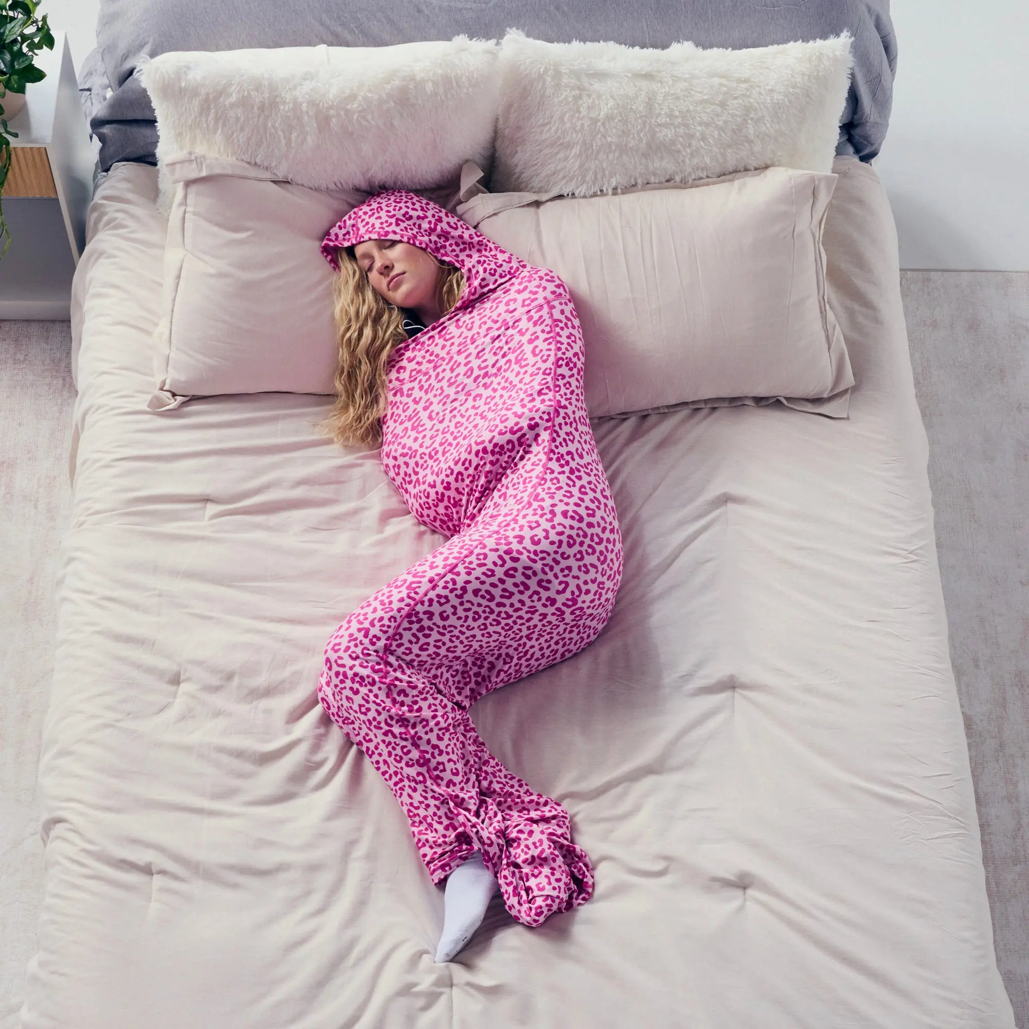 Hooded Sleep Pod Hooded Sleep Pod