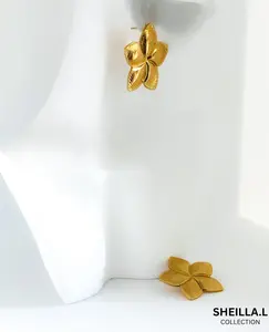 18K Gold Plated Floral Stud Earrings – Stainless Steel