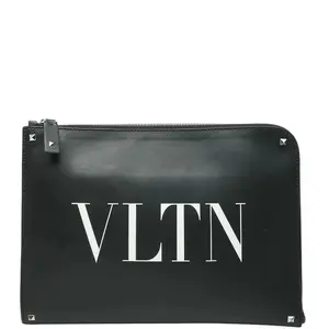 Pre-owned Valentino 1 Clutches & Wristlets Rockstuds Leather Clutch Bag GZ